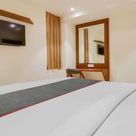 Super Townhouse Rcc Lamps Hotel วิสาขปัตนัม ภายนอก รูปภาพ